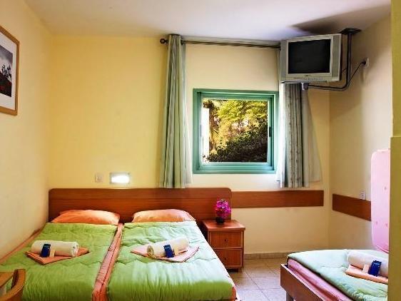 Hi - Maayan Harod Hostel Gid'ona Exterior foto