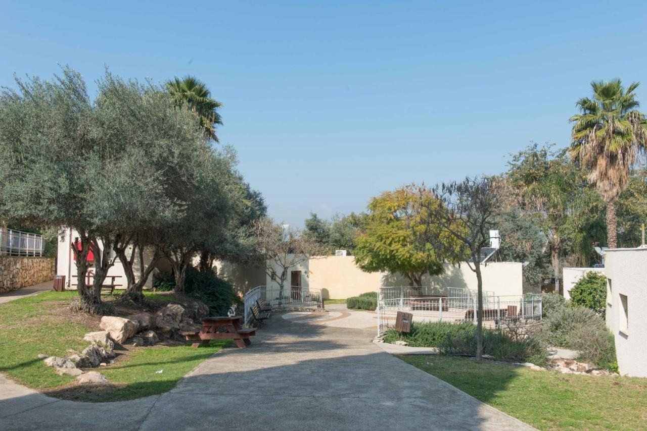 Hi - Maayan Harod Hostel Gid'ona Exterior foto